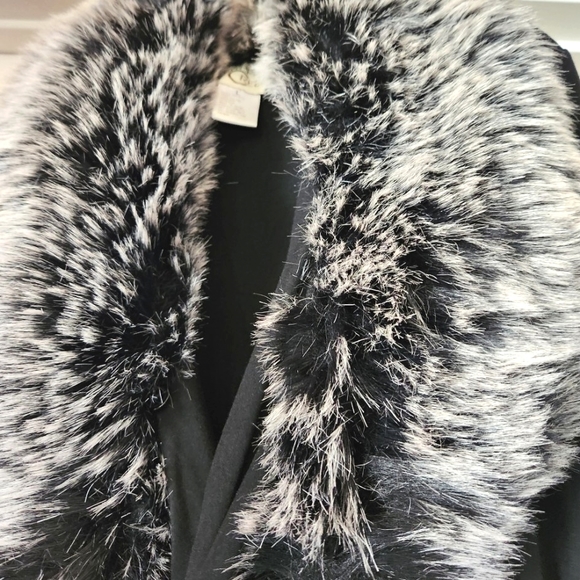 CRIPPLE CREEK Black Knit Jumper Soft Draped Faux Fur Collar Cotton Sweater NWT L - Picture 4 of 16